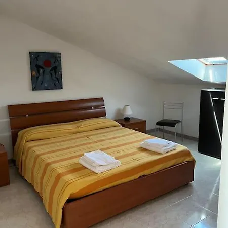 Mansarda Casa Mariuccia 阿尔盖罗